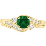 Houston Diamond District 1 to 6 Carat Cushion 14K Yellow Gold LAB GROWN Gemstone and LAB GROWN Diamond Engagement Ring (AAAA Heirloom Quality) Emerald Gemstone 1 Carat Size-7.5 0.5 Carat Center